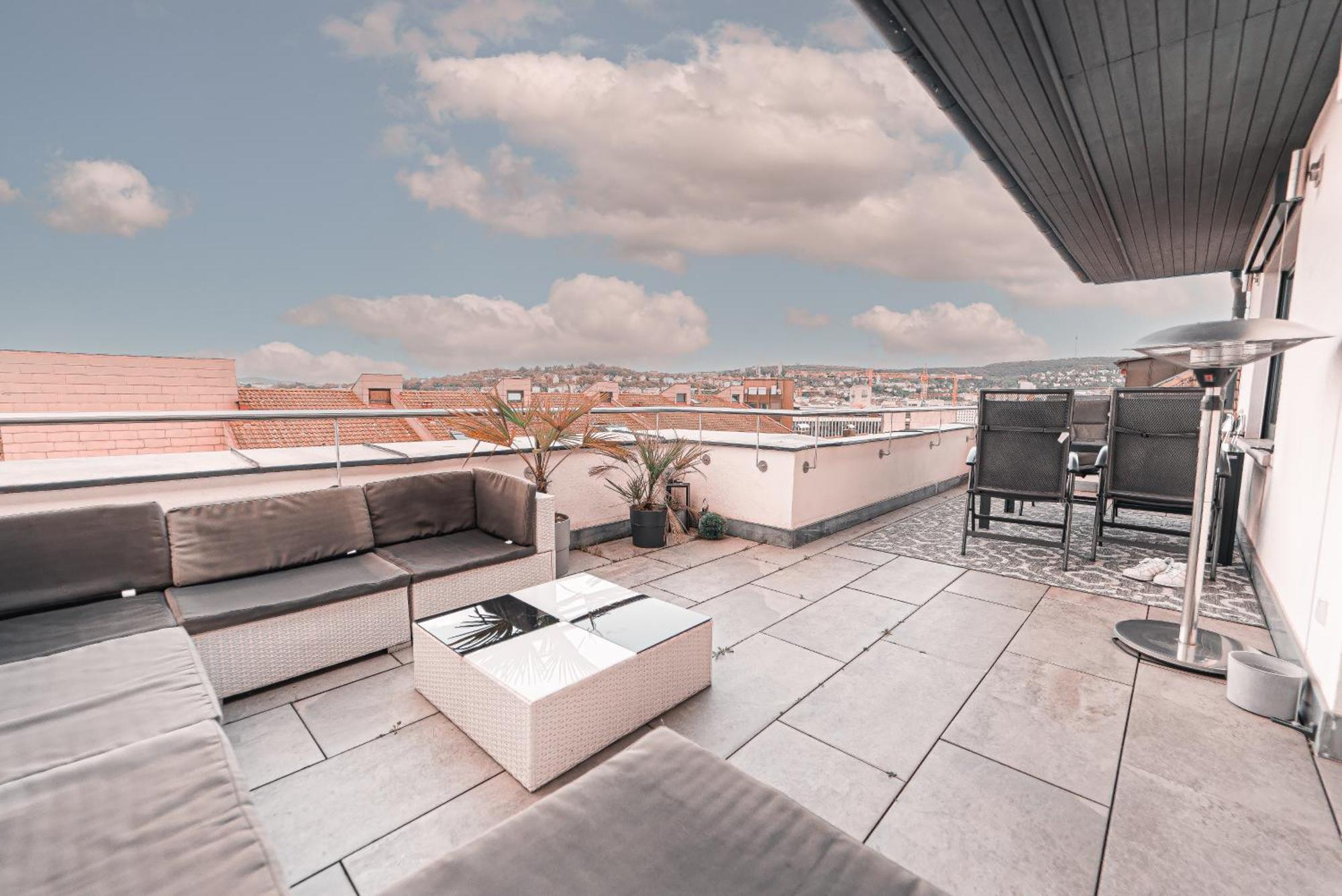 Luxurious Penthouse Apartment Stuttgart Bagian luar foto